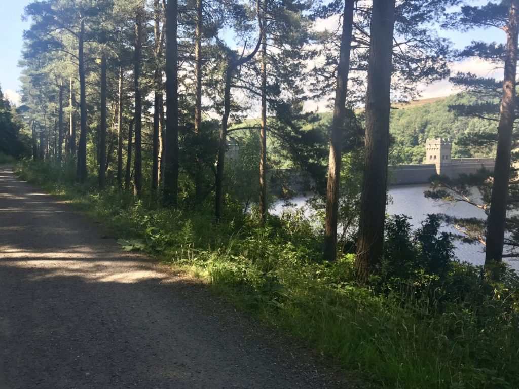 Derwent & Howden Reservoirs Walk/Bike Ride (10 miles)