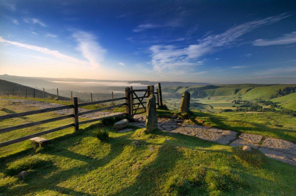 Perfect Peak District Days Out: Mam Tor