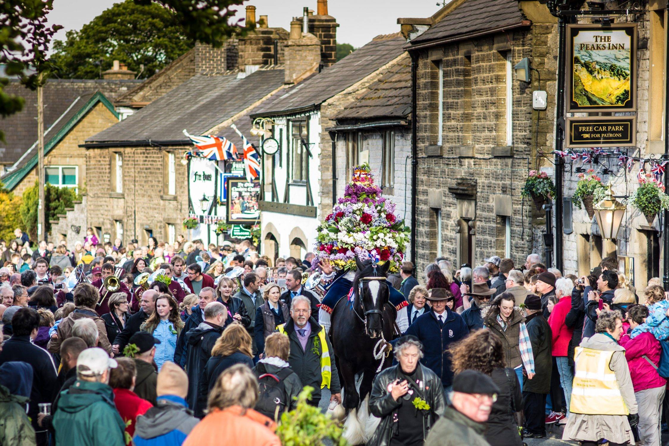 Garland Ceremony Castleton